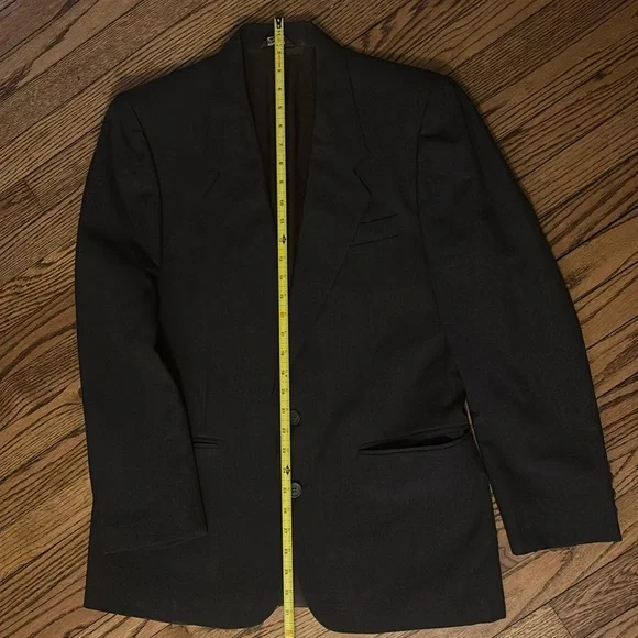 Vintage Givenchy suit! - Picture 11 of 12